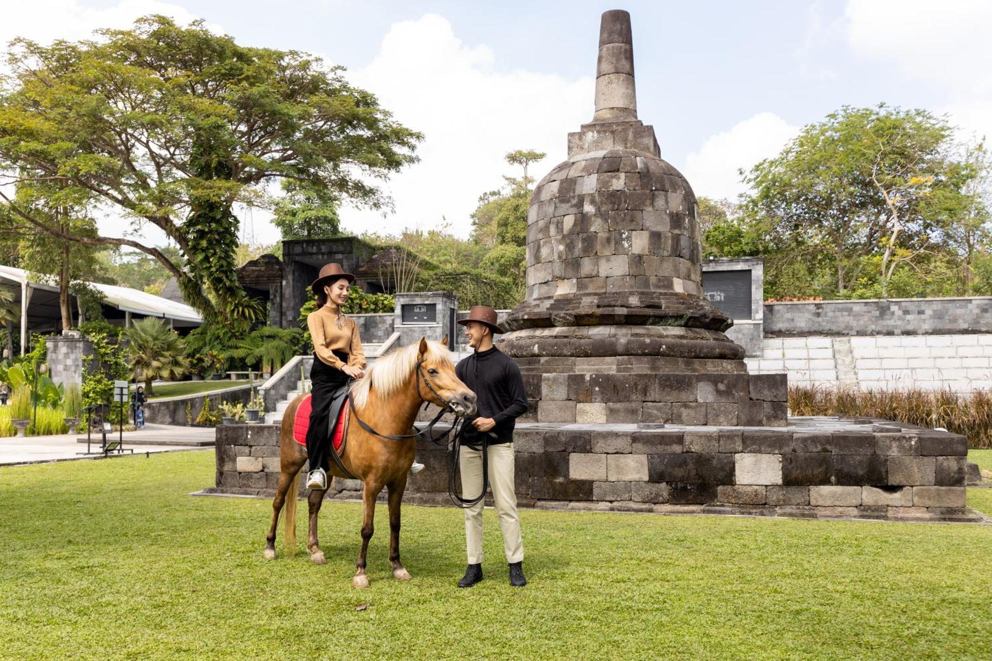 Abhayagiri - Sumberwatu Heritage Resort Randugunting Exterior photo